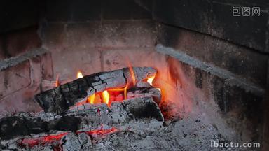 壁炉火焰木材燃烧